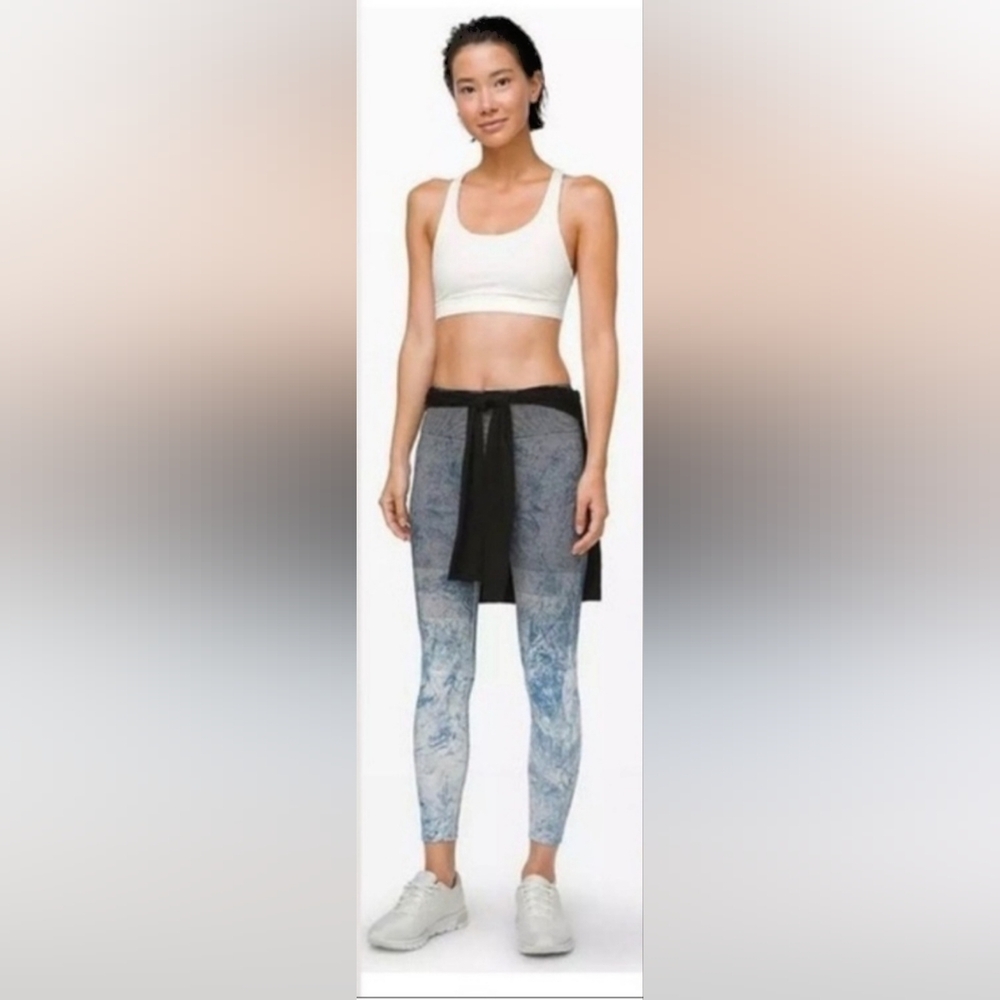 Lululemon Ebb to Train Tight HR Legging in Wash White/Black/Luna Sz 4 - Picture 4 of 12